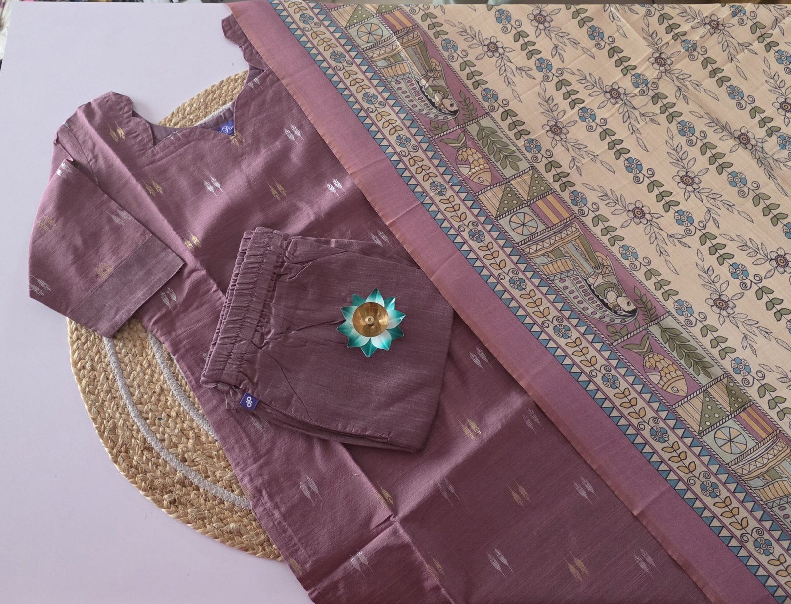 Raw Silk With Digital Printed Kalamkari Dupatta - Dusty Purple - Image 3
