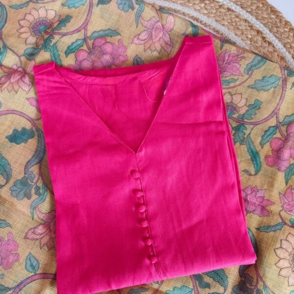 Vatican Silk Top With Digital Printed Kalamkari Dupatta