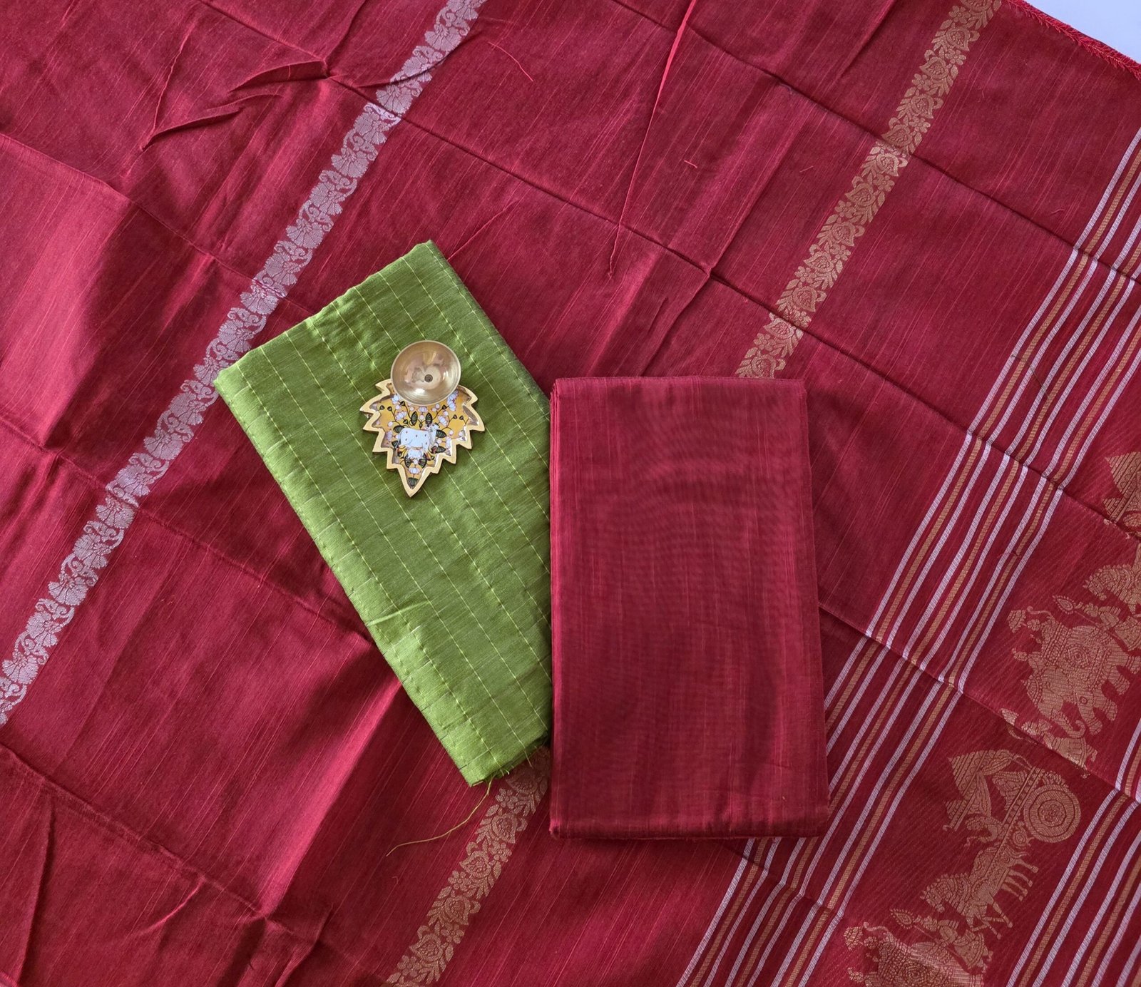 Raw Silk 3pc Set With Jacquard Zari Dupatta - RSZ01 - Image 2