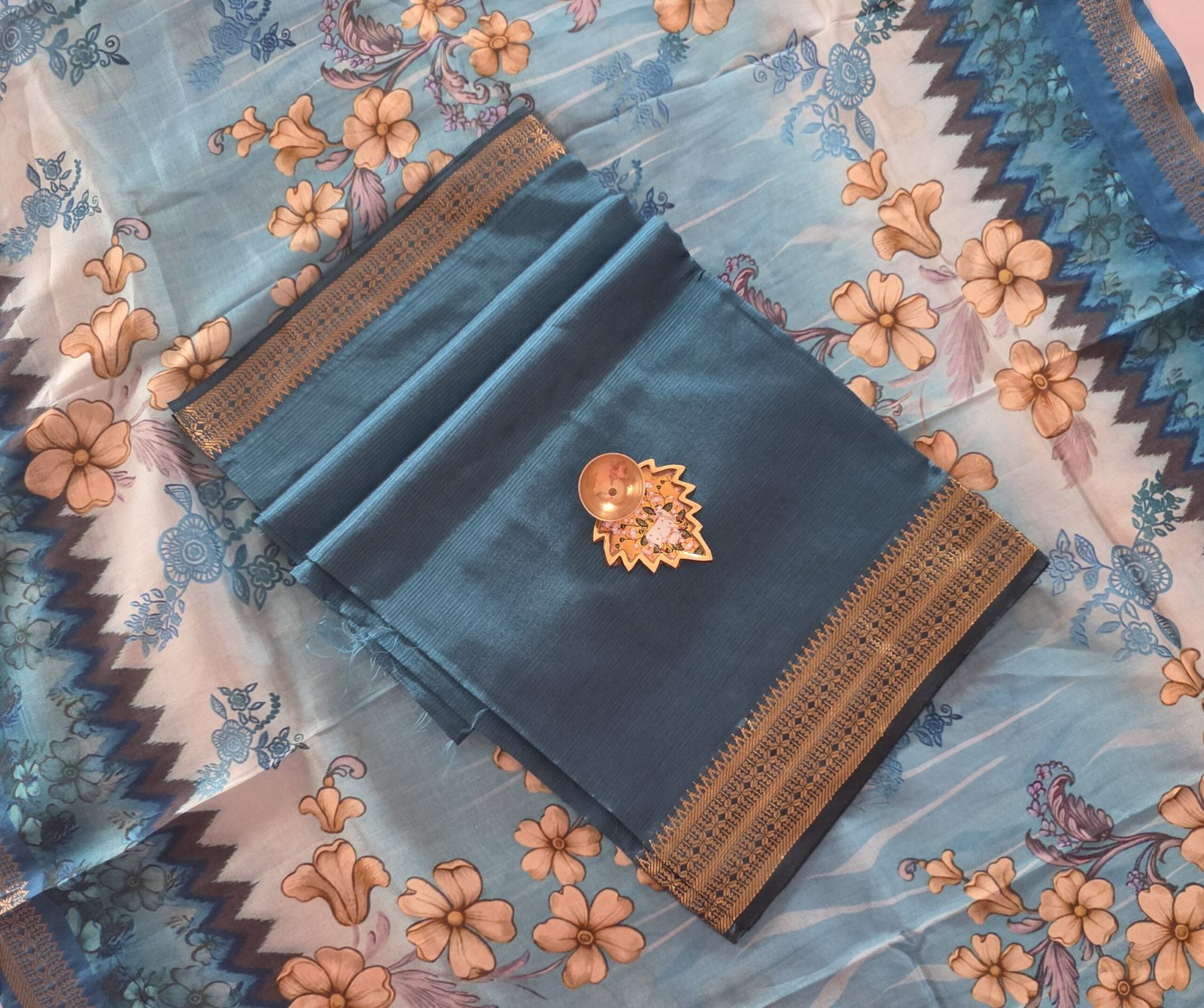 Mangalgiri Silk Top and Dupatta - MTD10 - Image 2